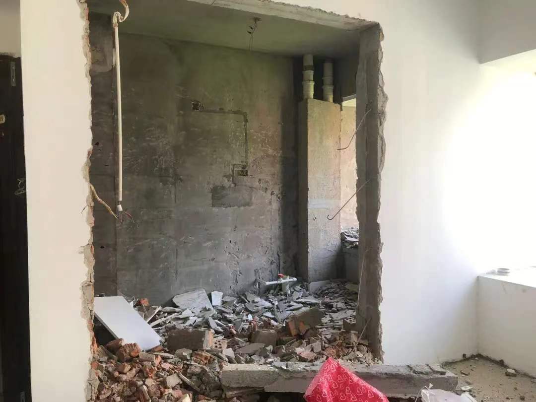 拆除承重墙.jpg