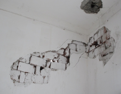 终于知道为何一定要做房屋安全鉴定了！